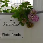 Petit