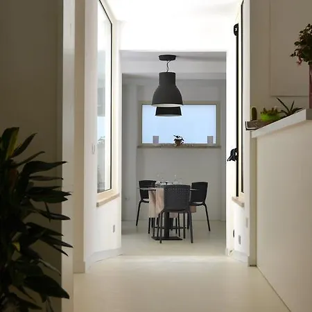 Petit Hotel