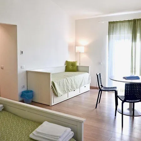Hotel Petit 3*