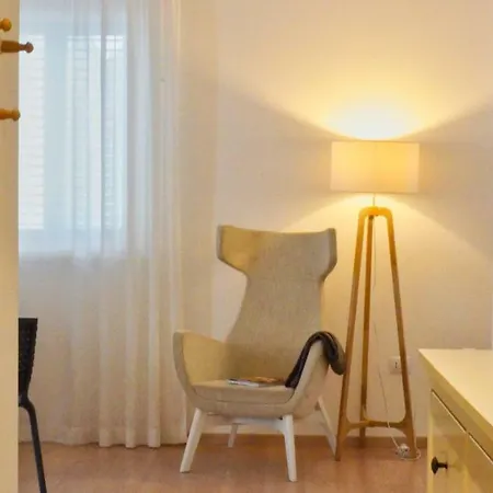 Petit Hotel